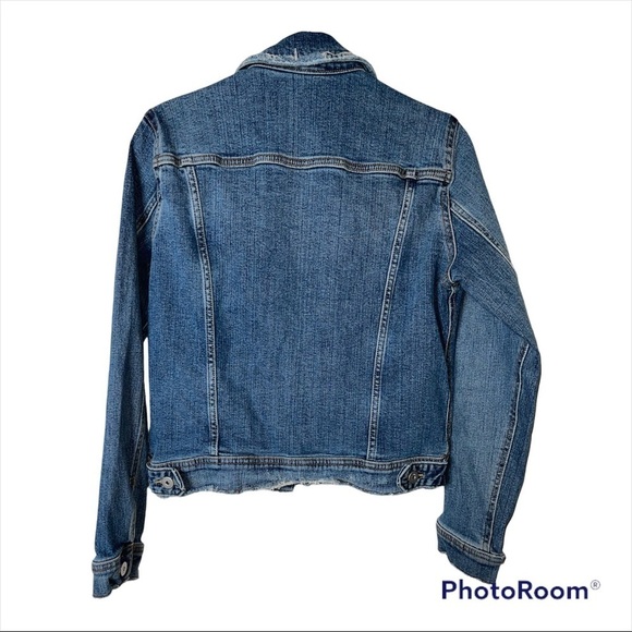 ZARA Distressed Medium Wash Denim Jean Jacket Size Medium Blogger Favorite - Picture 4 of 5